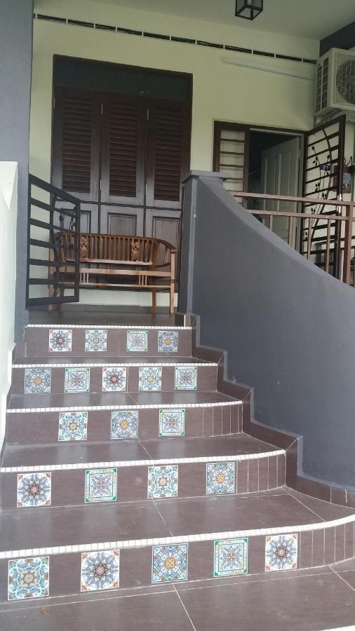 Villa Teratakmuslim H'H Malacca Exterior foto